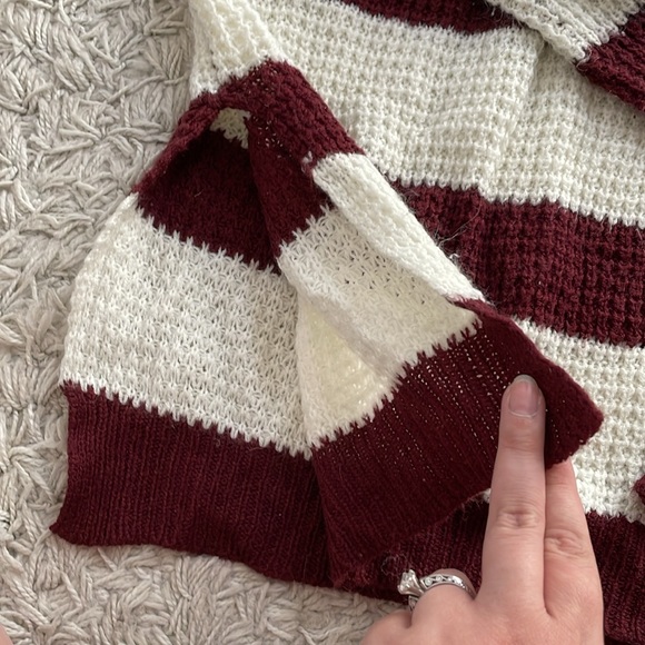Rue 21 Burgundy and White Striped Hooded Sweater Tunic, size M - Picture 5 of 9